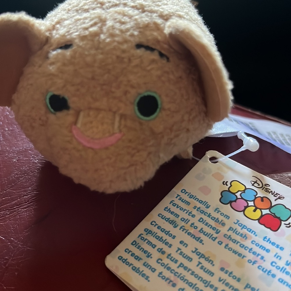 Disney Tsum Tsum Nala Lion King 4”Mini Beanbag Stuffed Plush Toy. With tag